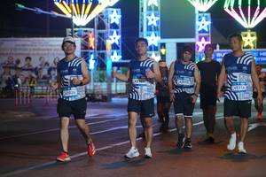 BIB: 
                            <button type="button" onclick="openModal(24416969)" class="btn btn-primary btn-sm float-right btn-popup" data-toggle="modal" data-target=".modal-high-quality">
                        <i class="fas fa-shopping-cart"></i> Add to Cart
                    </button>
                                            <button type="button" onclick="isThisMe(24416969, true)" class="btn btn-success btn-sm float-right btn-popup btn-isme hidden" data-toggle="tooltip" data-placement="bottom" title="นี่คือรูปของคุณใช่ไหม คลิกที่นี่เพื่อเอาเข้าอัลบั้ม">
                        <i class="fas fa-plus"></i> Add to album
                    </button>
                    <button type="button" onclick="isThisMe(24416969, false)" class="btn btn-warning btn-sm float-right btn-popup btn-isnotme hidden">
                        <i class="fas fa-ban"></i> Remove from album
                    </button>